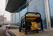 Кабмин разрешил бизнесу работать без отключений света: какое условие
