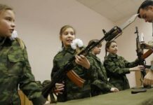 В школах России и на оккупированных территориях военной подготовке отдадут половину учебного времени