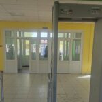 В школах оккупированного Мариуполя установят металлодетекторы за 3 млн рублей