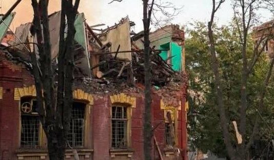 Россияне сбросили авиационные бомбы на Славянск, — ФОТО, ВИДЕО