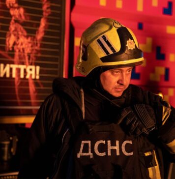 РФ массированно атаковала Сумы КАБами: повреждены дома, пострадали 5 человек