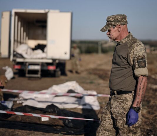 Домой «на щите»: Лубинец раскрыл, сколько украинцев погибли в плену РФ