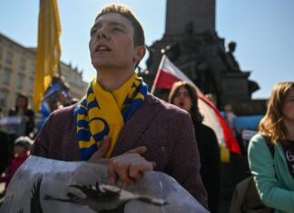В Еврокомиссии напомнили Польше принципы ЕС после всплеска агрессии против украинцев