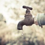 В Мариуполе из-за обесточивания насосных станций прекратили подачу воды сразу в четыре района