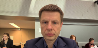 Нардеп Гончаренко заявив про «прослушку» у своїй машині