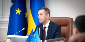 Корецький: Уряд перейшов у режим максимальної економії, але цього недостаньо