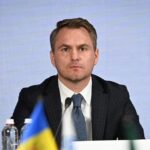 Зеленський попросив Кравченка піти у відставку з посади генпрокурора – джерела