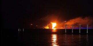 У Сочі через вибухи зупинили концерт Буланової, у Махачкалі повідомляють про атаку на порт – відео