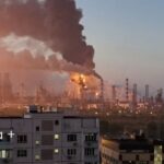 У Москві в період виборів горить НПЗ, мер повідомляв про атаку дронів – фото, відео