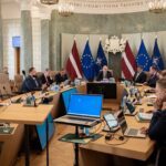 Латвія готує національні санкції проти Усманова та Фрідмана