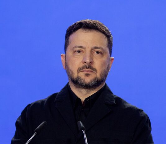 «О выборах подумаете после войны»: Зеленский требует от Рады принять законы на 30 млрд