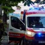 Полиция показала многоэтажку в Киеве, по которой был прямой «прилет» дрона