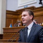Подписал подозрение директору НАБУ и уехал из Украины: все о скандале с генпрокурором Кравченко