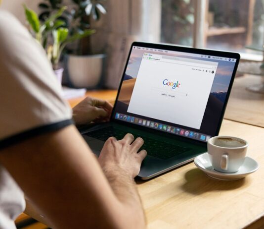 Google получил штраф в 403 млн евро из-за данных о местонахождении