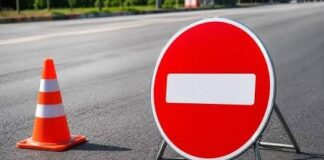 Из-за пожара в «Галактике» в Мариуполе перекрыли движение: автобусы пустили в объезд