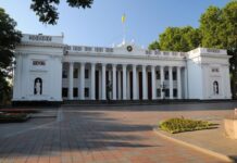 Конфликт вокруг депутата сорвал сессию Одесского горсовета: ветераны жестко обратились к власти