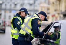 Штрафы до 34 тысяч гривен и лишение прав: в Украине будут наказывать «громких» водителей