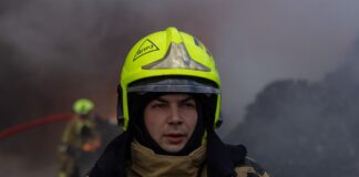 РФ массированно атаковала Конотоп: повреждены школа, детсад, бизнес и дома