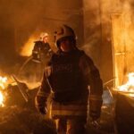 В Хмельницком после атаки РФ произошла повторная детонация: ранены 4 спасателя