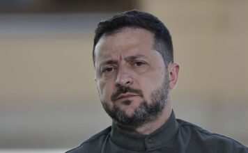 Зеленский приехал на фронт: наградил бойцов операции «Вивальди» на Лиманском направлении