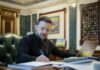 Зеленский предлагает давать «офисникам» до 12 лет тюрьмы: что известно о законопроекте