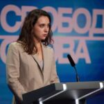 Зеленський був дуже злий на Мендель, а санкції стали своєрідною помстою – джерела