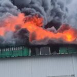 На Волині після удару «шахедів» загорілось підприємство: частину жителів закликали евакуюватися