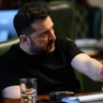 У Зеленського спитали, чи балотувався б він на вибори під час війни. Він сказав про відповідальність