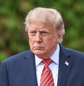 Трамп отказался усиливать санкции против РФ, поскольку считает, что «мир близок»