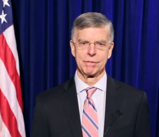 The Atlantic: бывшие послы США в Украине назвали решение Трампа по поводу санкций огромной ошибкой