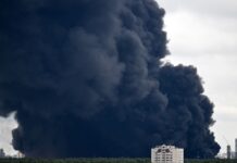 Украина не перестанет бить по НПЗ России без энергетического перемирия, — источник