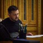 Зеленский подписал продление военного положения и мобилизации еще на 90 дней