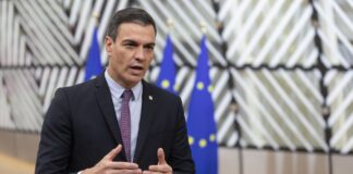 Испания на фоне политического кризиса идет на досрочные выборы