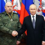 Путин приказал «генералу Армагеддону» разрушить мосты Киева, — The Telegraph