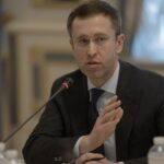 Корецкий призвал бизнес готовиться к худшему сценарию на фоне усиления атак РФ