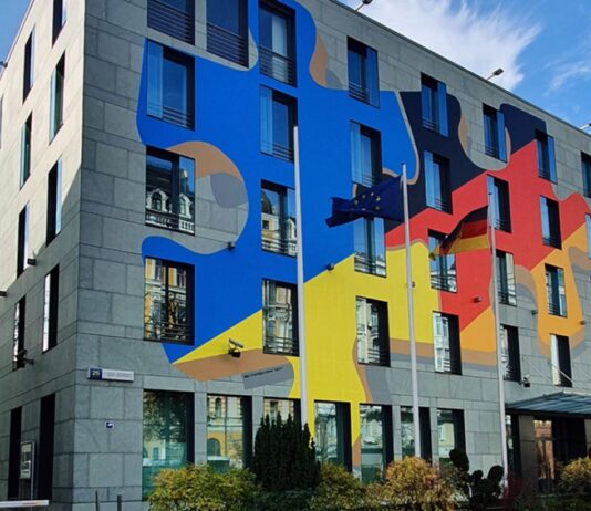 В посольстве Германии сказали, будут ли выезжать из Киева из-за угроз России