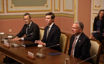 США рассчитывают, что сделка по дизелю смягчит позицию России в мирных переговорах, — Reuters
